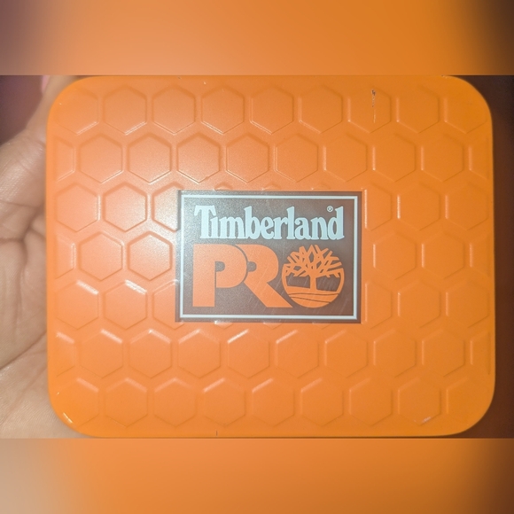 NIB Timberland Brown Bifold Leather Wallet - Picture 3 of 3